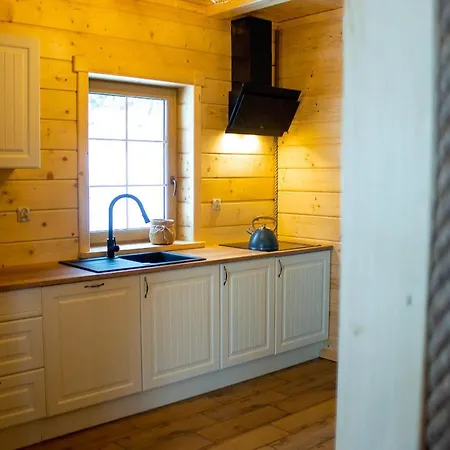 Dom wakacyjny Chałupy Pod Lipami *