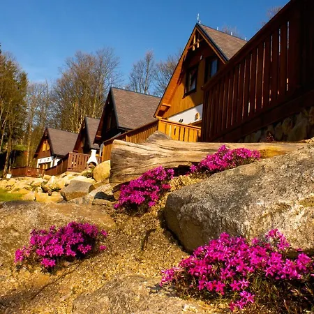 Holiday home Pod Lipami *