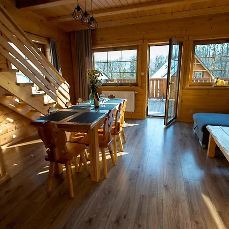 Dom wakacyjny Chałupy Pod Lipami